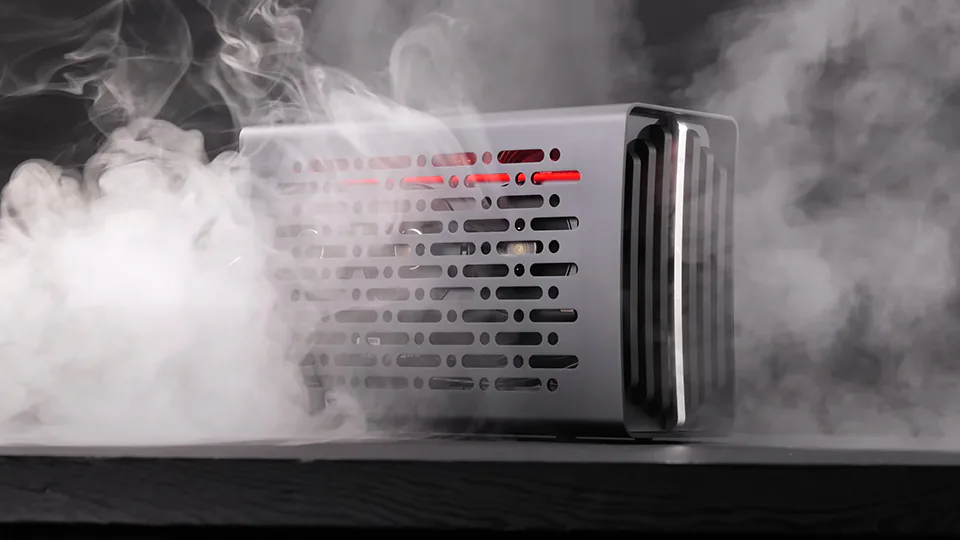 Mr Matt Lee's review of THOR ZONE NANOQ S mini-ITX SFF PC Case